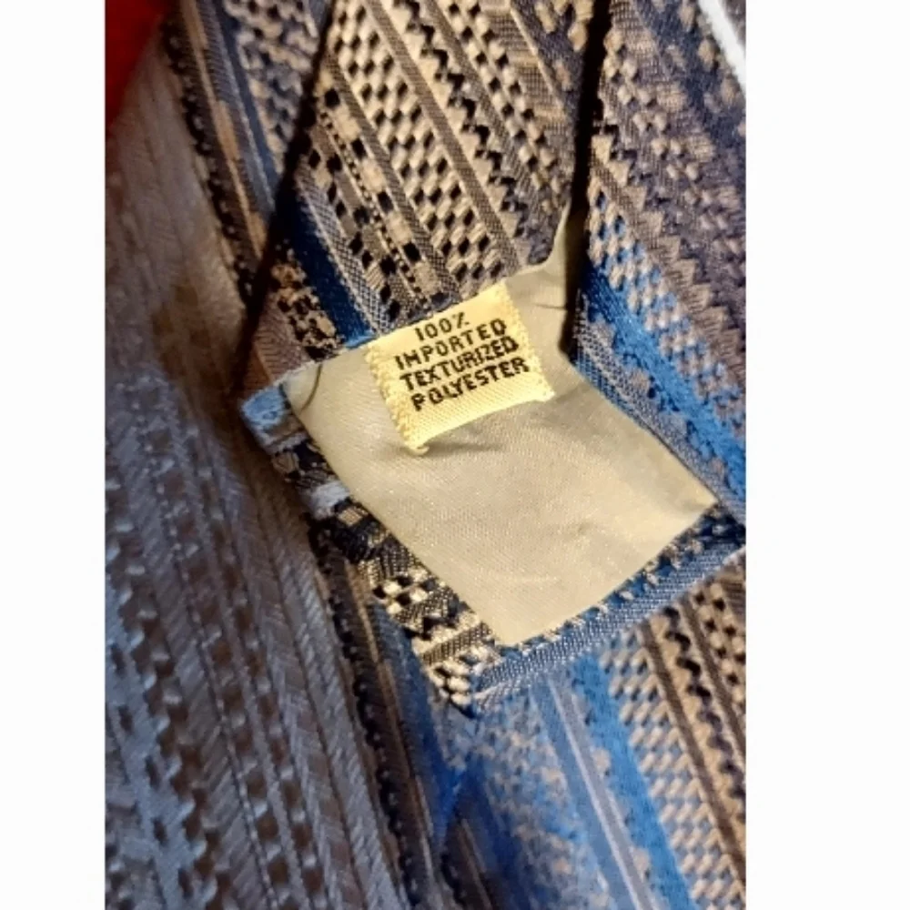 VINTAGE Youngs by damon men's tie